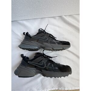Nike V2K Run GORE-TEX Women's Waterproof Shoes Size 9 Black Sneakers Hiking Fit